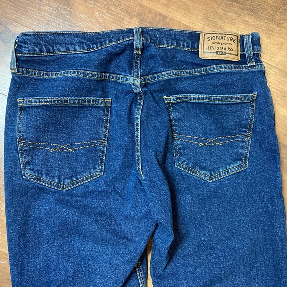 Levis Signature Gold relaxed denim - Picture 6 of 13